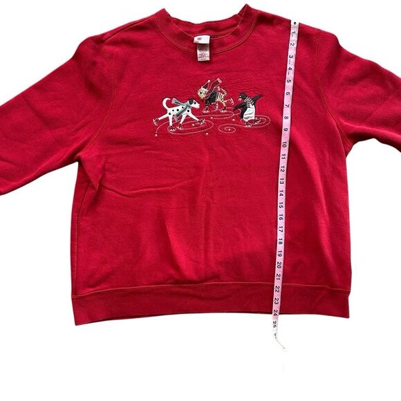 Holiday Editions Red Christmas Sweatshirt XL – Ice Skating Dog, Cat & Penguin - Picture 7 of 8